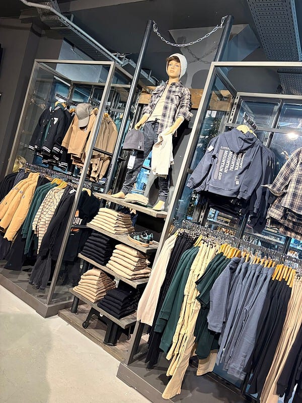 PHOTO 2025 08 18 21 41 02