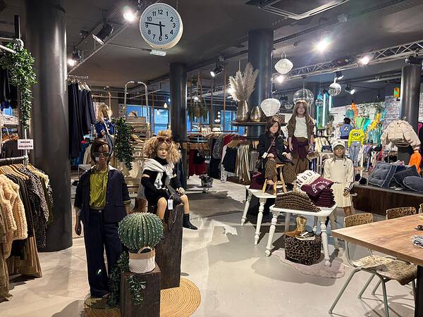 PHOTO 2025 08 18 21 41 03 4